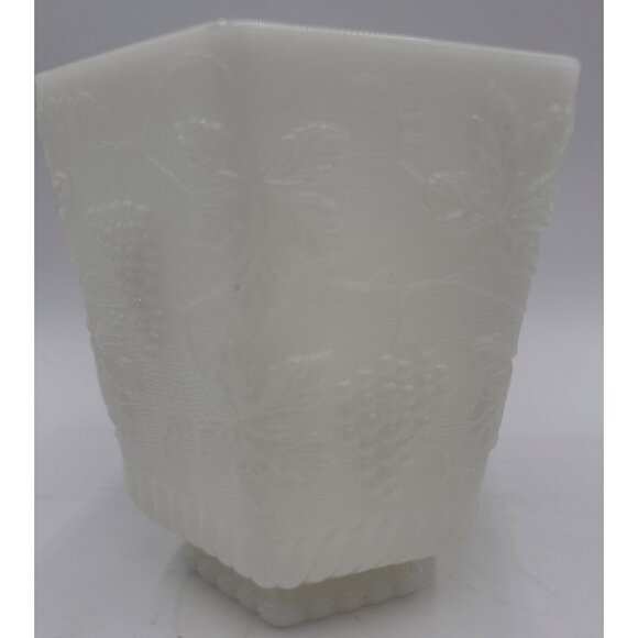 Anchor Hocking Fire-King Embossed Grape & Vine Pattern Milk Glass Hexagonal Vase - Picture 2 of 8
